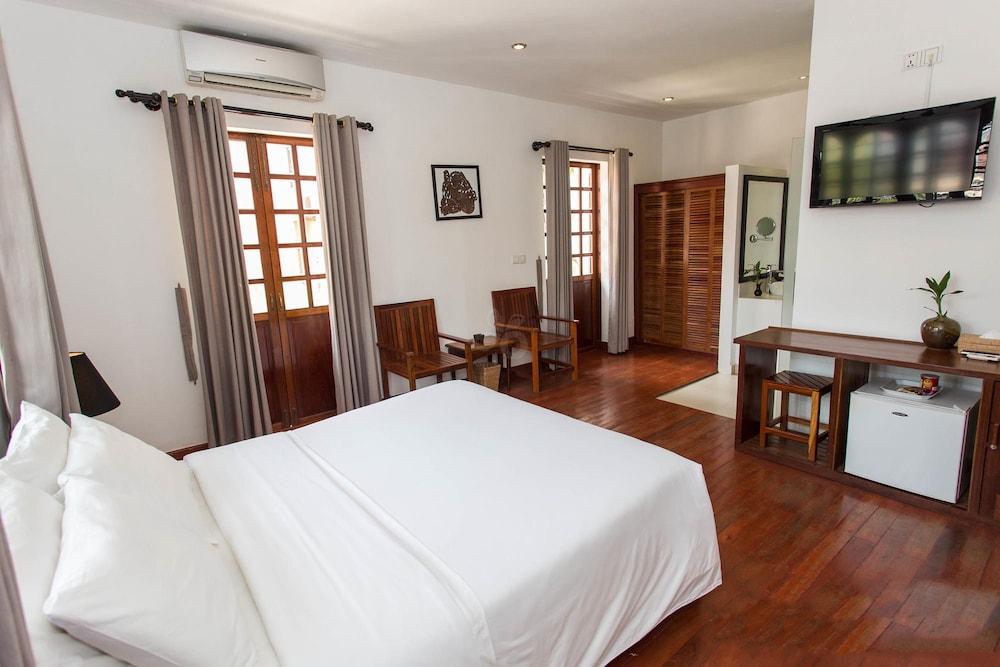 Apsara Centrepole Hotel 4*